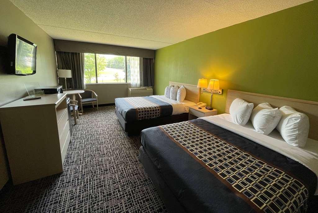 Wingate By Wyndham Lake George Room photo